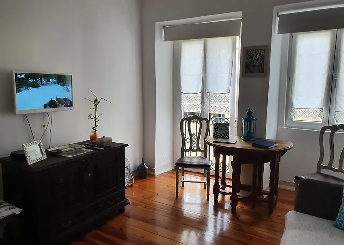 Apartment April Bridge House Lisbon